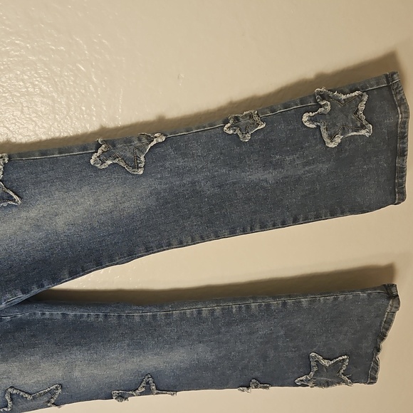 Star Embellished Blue Jeans - Picture 5 of 9